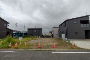 西尾市鶴城町丘11区画
